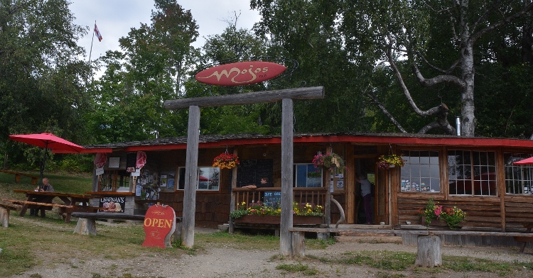 Mojo's eatery